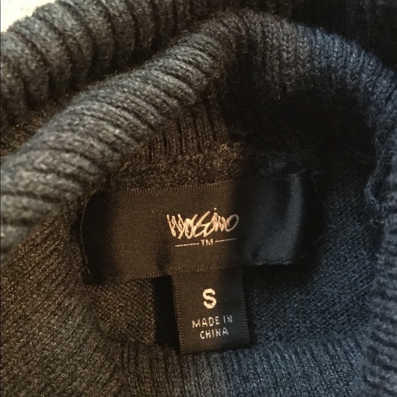 Turtleneck swing sweater - Picture 3 of 3